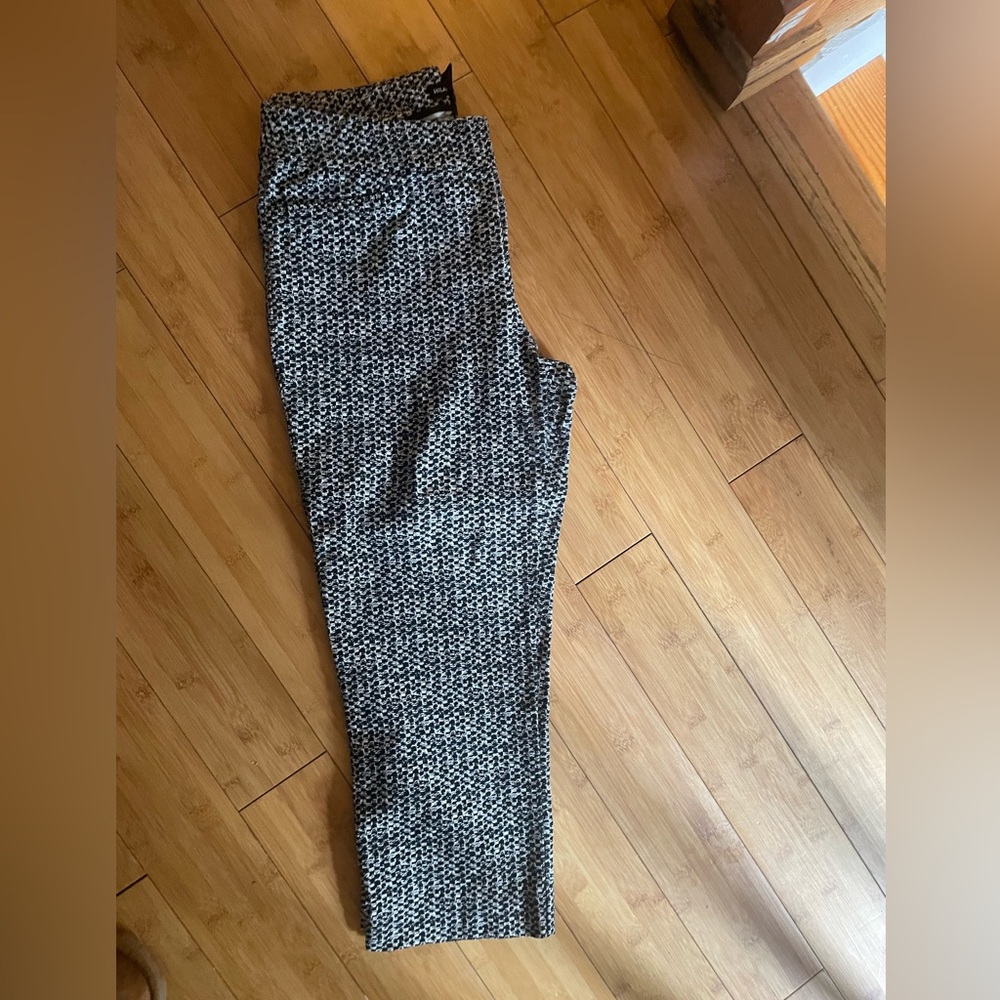 Hillary Radley Crop/capri pants size medium